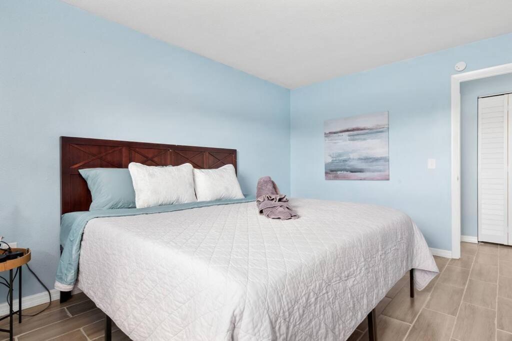 Beautiful Waterfront 1 Bedroom #4 بونتا غوردا المظهر الخارجي الصورة